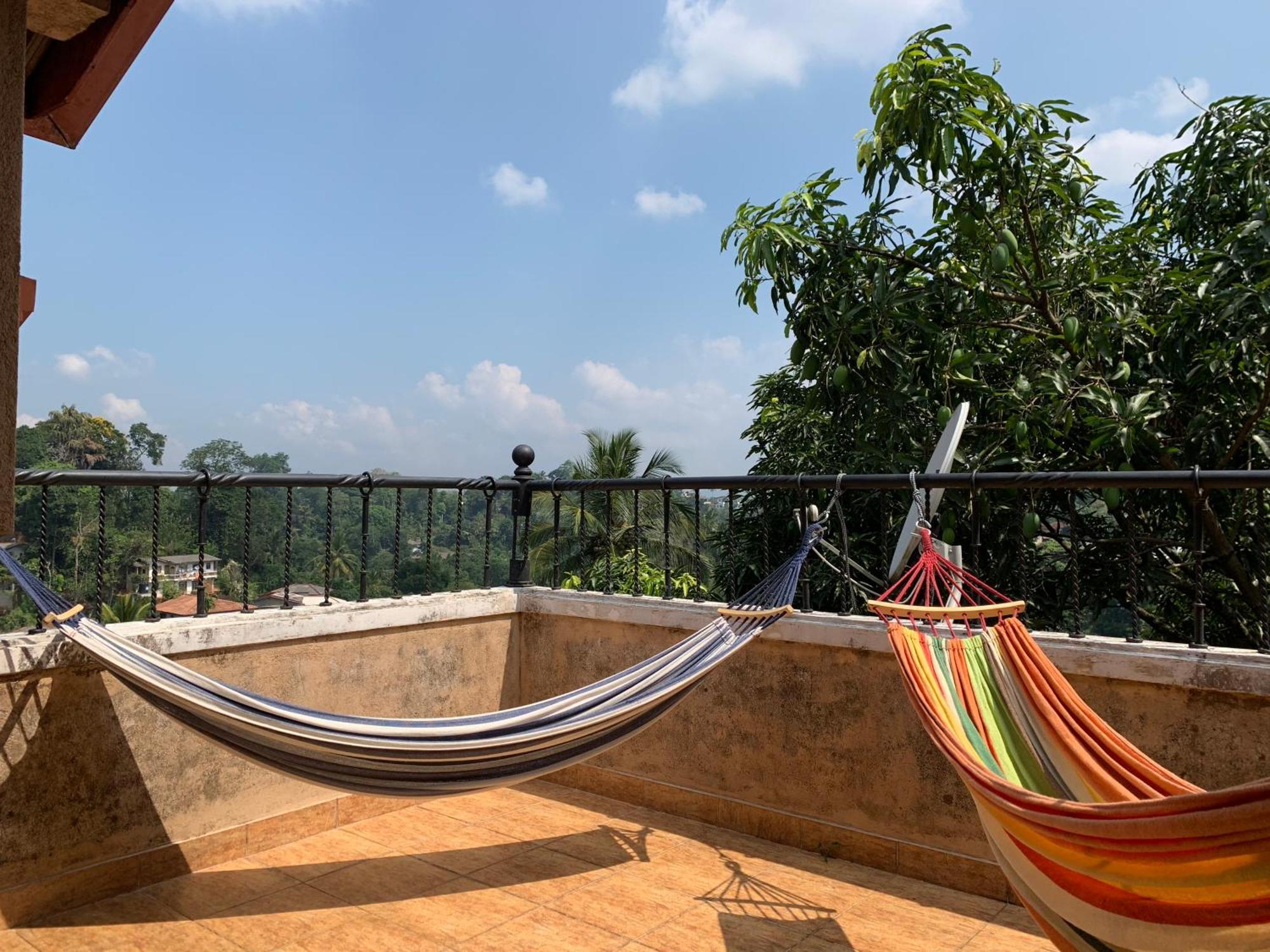 中国蒲公英民宿dandelion Guest House Villa With Mount View كاندي المظهر الخارجي الصورة